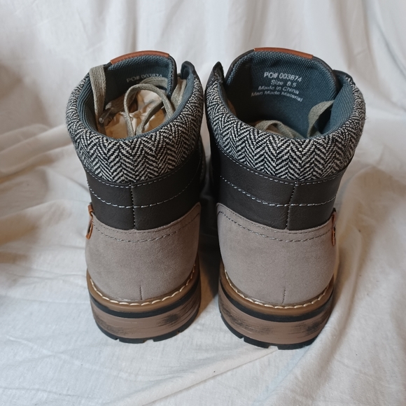 Vance Co. Manzo Ankle Boot - Picture 5 of 6